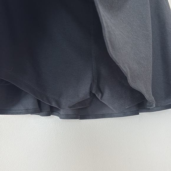 Old Navy Extra High-Waisted Cloud+ Skort with Biker Shorts Black Size L - Picture 8 of 12